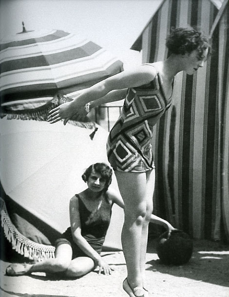 Model wearing swimsuit designed by Sonia Delaunay, 1929. Photographed by Luigi Diaz for Presse Paris.Bibliothéque Nationale de France. © L & M Services B.V. The Hague 20100623.