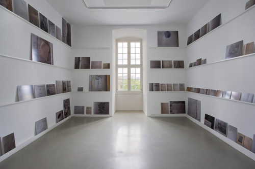 Emily Jacir. ex libris, 2010-2012. Installation, public project and book. Commissioned and produced by dOCUMENTA (13) with the support of Alexander and Bonin, New York and Alberto Peola Arte Contemporanea, Torino. Photograph: Roman März.