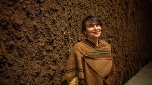 Delcy Morelos. Photo: Julian Bongiovanni. © Courtesy of the artist, Museo Moderno of Buenos Aires and Marian Goodman Gallery.