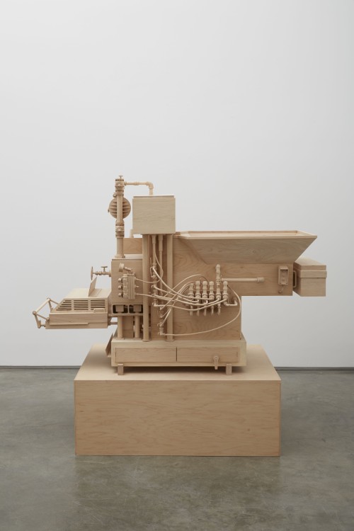 Roxy Paine. Machine of Indeterminacy, 2014. Maple. 45 x 64 x 46 in (114.3 x 162.6 x 116.8 cm). Courtesy of the artist and Marianne Boesky Gallery, New York © Roxy Paine. Photograph: Jason Wyche.