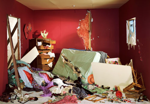Jeff Wall. The Destroyed Room, 1978, printed 1987. Cibachrome transparency in fluorescent lightbox, 158.8 x 229 cm. National Gallery of Canada, Ottawa. Purchased 1988.