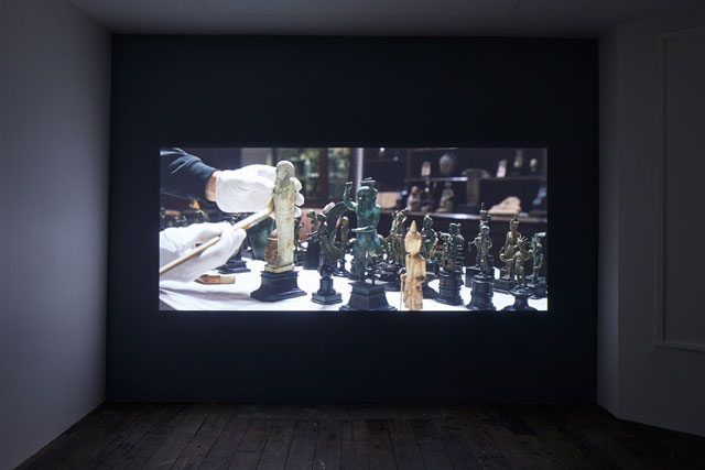 Amie Siegel. Fetish, 2016. HD video, colour/sound. Exhibition view, South London Gallery, 2017. Courtesy the artist and Simon Preston Gallery, New York. Photograph: Andy Stagg.