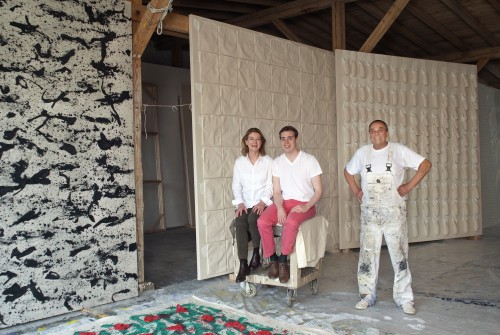 Christine, Jacob and Günther Uecker in the studio; in the background works by Günther Uecker. Photograph © Roswitha Pross, Munich.