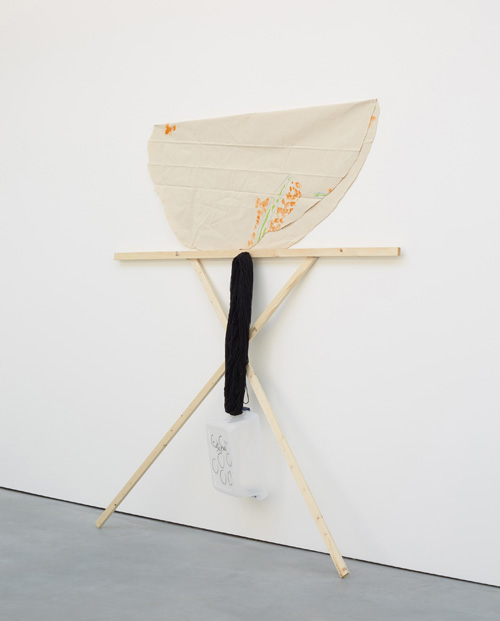 Richard Tuttle. Separation (Group 4, Number 3), 2015. Canvas, pushpins, marker, acrylic, sharpie, graphite, nails, wool yarn, plastic box, nails, pine 1x2’s, 207.6 x 183.5 x 46.4 cm (81 3/4 x 72 1/4 x 18 1/4 in).