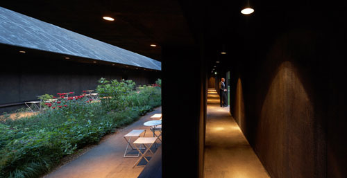 Serpentine Gallery Pavilion 2011, view 4. 
Designed by Peter Zumthor. © Peter Zumthor. 
Photograph: Hufton+Crow.