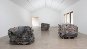 In two powerful sets of new work at Hauser & Wirth’s Somerset outpost, the Belgian sculptor moves beyond her figurative past in an attempt to capture the tragedy of the present day