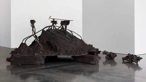 Matthew Barney. Canopic Chest, 2011. Cast bronze. Laurenz-Stiftung, Basel. © Matthew Barney. Courtesy Gladstone Gallery, New York and Brussels.