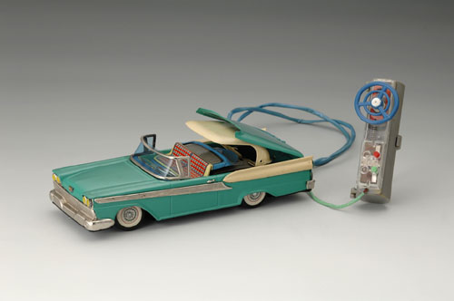 Ford Fairlane 500 Skyliner Two-Door Convertible with retractable hardtop, 1959; with battery-powered motor and remote control. 11 x 4 1/2 x 2 3/4 in. (28 x 11.5 x 7 cm). Manufactured for Cragstan Corporation, New York. Yoku Tanaka Collection. Photo: Tadaaki Nakagawa.