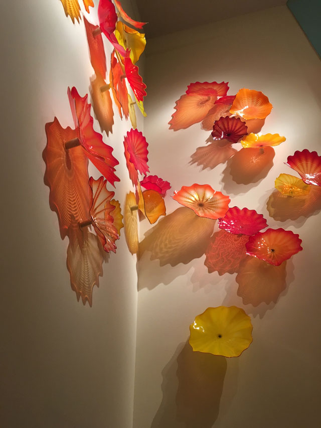 Dale Chihuly. Persians, 2018, installation view, Groninger Museum. Photo: Veronica Simpson.