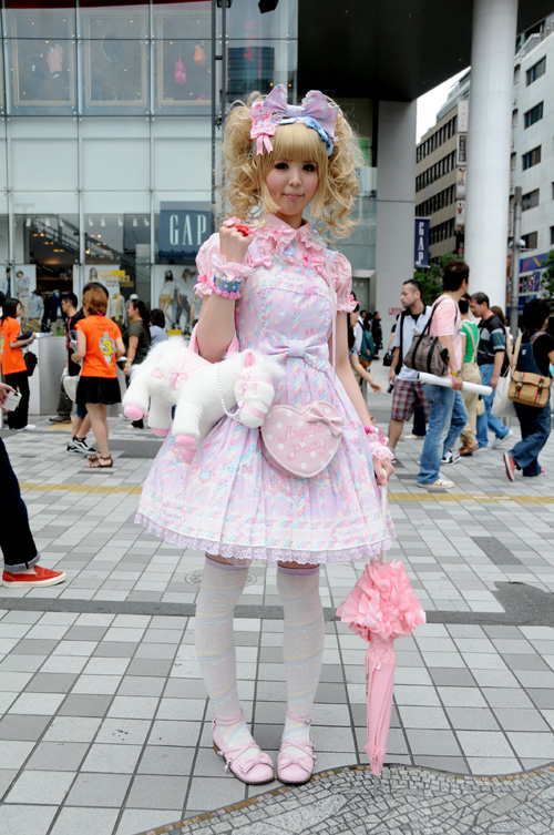 japanese doll dress style