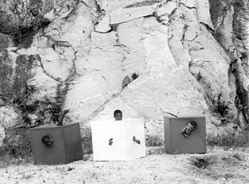 Lygia Pape. Trio do embalo maluco (Crazy Rocking Trio), 1968. Black and white photograph, 18 x 24 cm. Installation view. Museo Nacional Centro de Arte Reina Sofía, 2011. © Projeto Lygia Pape.