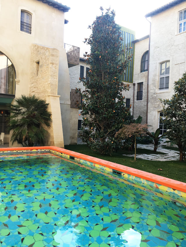 Jorge Pardo, hotel L’Arlatan, Arles, swimming pool in the garden. Photo: Veronica Simpson.