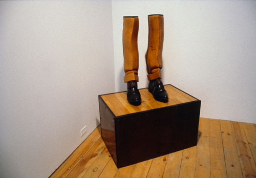 Stephan von Huene. <em>Tap Dancer</em>, 1967. Wood, metal, and mechanical components, 47¼ x 35½ x 29½ in. Collection of Nancy Reddin Kienholz.