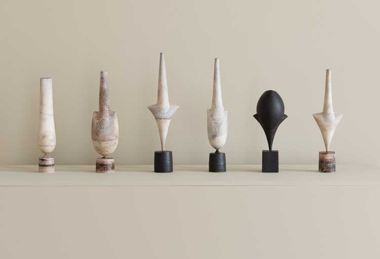 Hans Coper, A group of Cycladic forms, late-1970s – early-1970s. Installation view, Lucie Rie / Hans Coper: Life at the Wheel, Offer Waterman. Courtesy of Offer Waterman. Photo: David Gerrans.