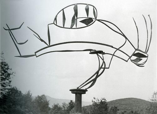 David Smith. <em>Australia, Bolton Landing</em>, 1951. Painted steel, on cinder block base. The Museum of Modern Art, New York. Gift of William Rubin, 1968. Copyright: Estate of David Smith/VAGA, New York, DACS 2006. Photo David Smith.