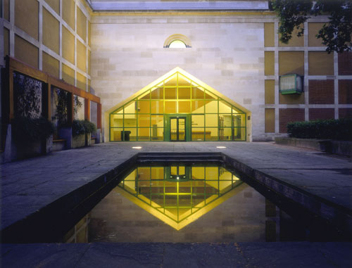 James Stirling, Michael Wilford, and Associates. Clore Gallery, Tate Britain. © Tate Photography.