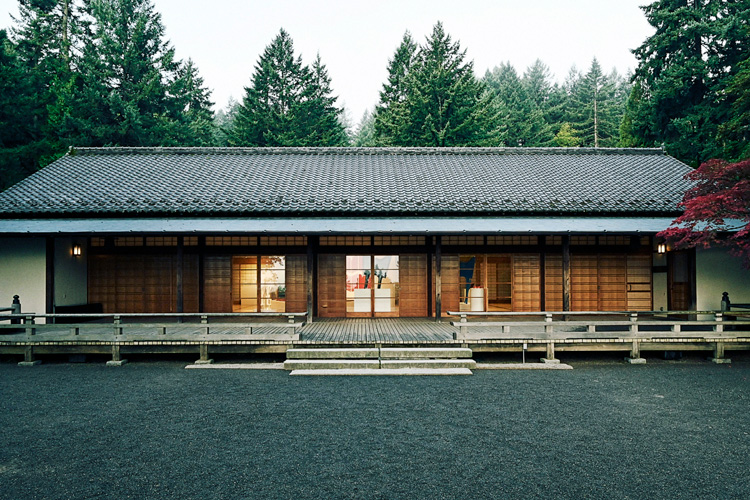 View of the Pavilion gallery from Japanese garden. Photo: GION.