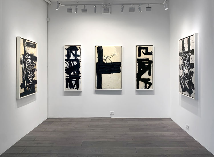 Epilogue: Michael West’s Monochrome Climax, gallery view, 2021. Image courtesy of Hollis Taggart Gallery.